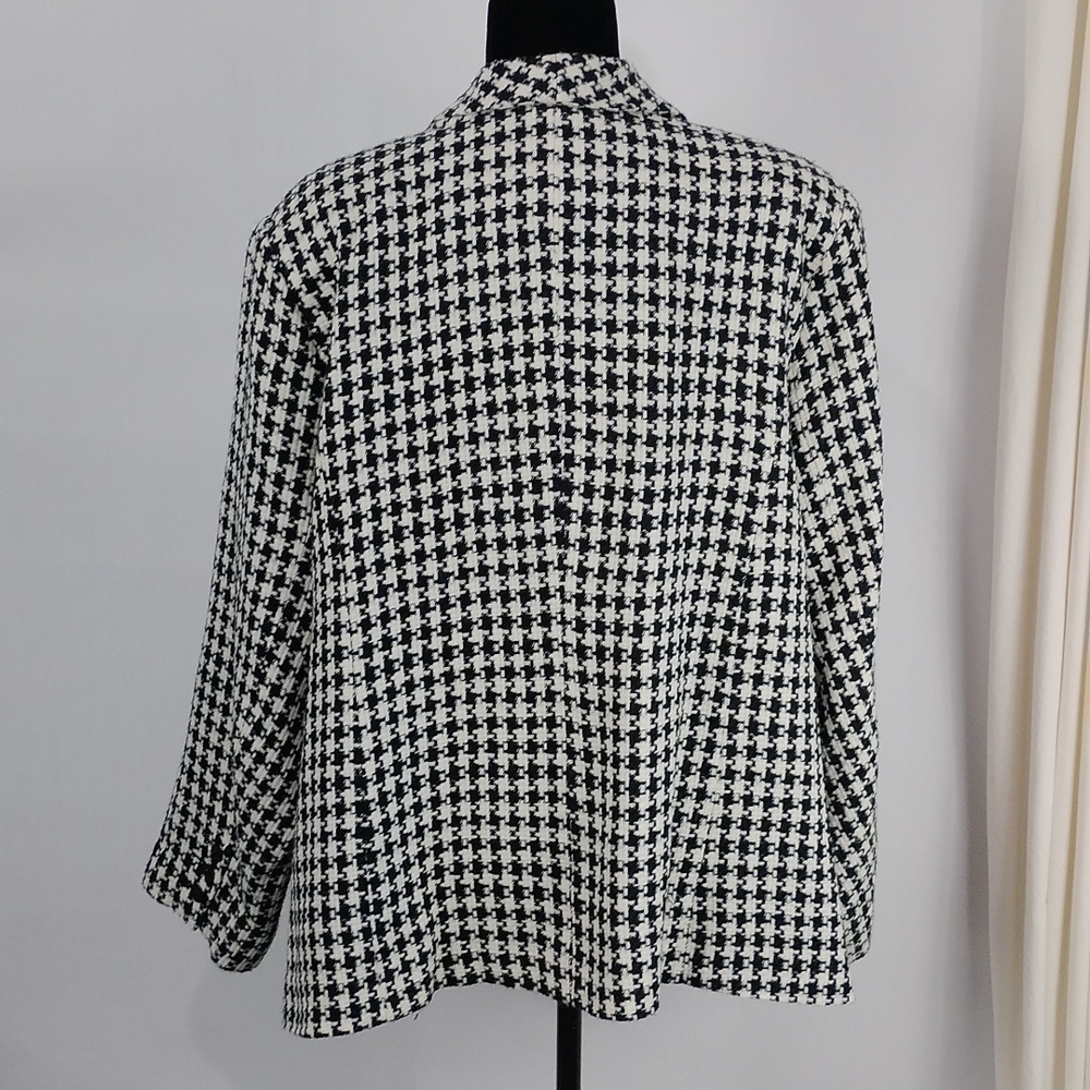 Avenue Houndstooth Blazer - Picture 7 of 8